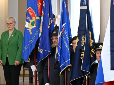 Prapor Društva TIGR Primorske na državni proslavi ob dnevu državnosti  in v palači predsednice RS