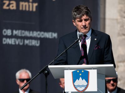 Na Cerju je potekalo vseslovensko zborovanje za mir